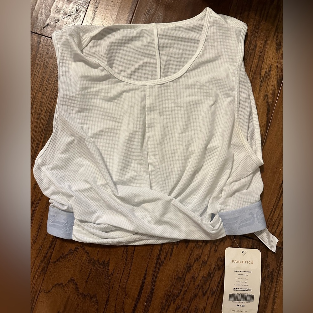 Fabletics work out top